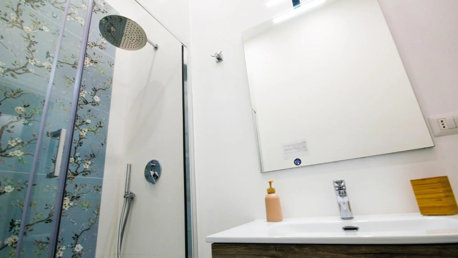 Desdemona Rooms Naples 0*,